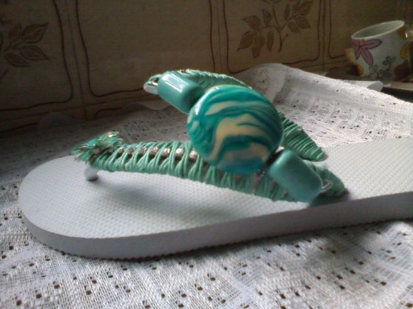 chinelo águas do mar